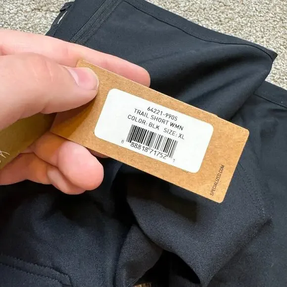 NWT Specialized Black Women's Trail Shorts Size XL - Picture 5 of 6